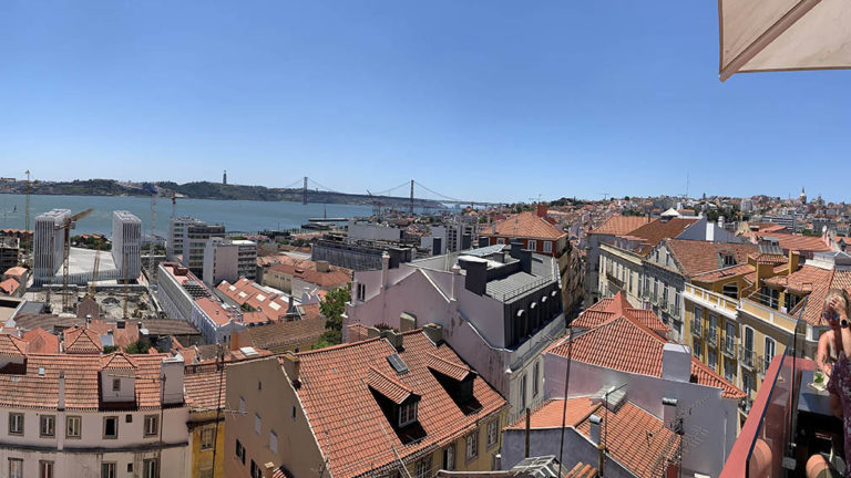 visto nos telhados do telhado de Lisboa